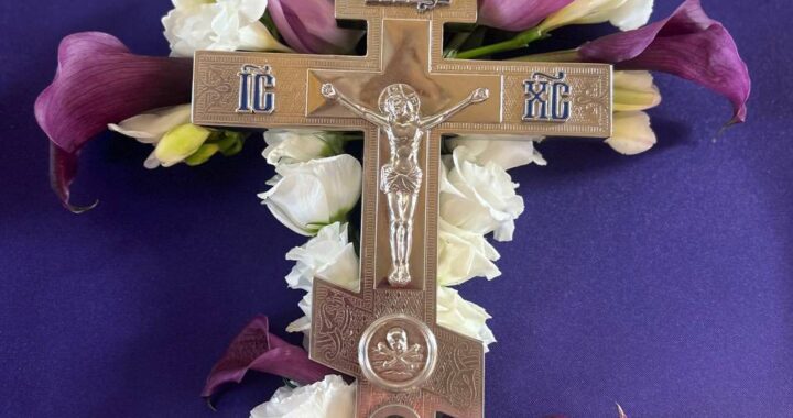 Duminica a treia din Postul Mare – a Sfintei Cruci